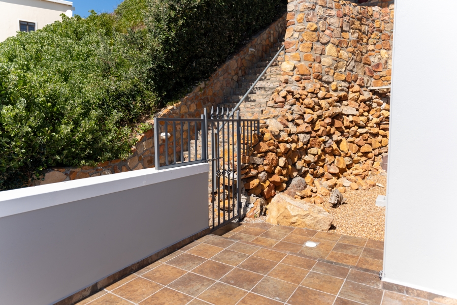 6 Bedroom Property for Sale in Fish Hoek Western Cape